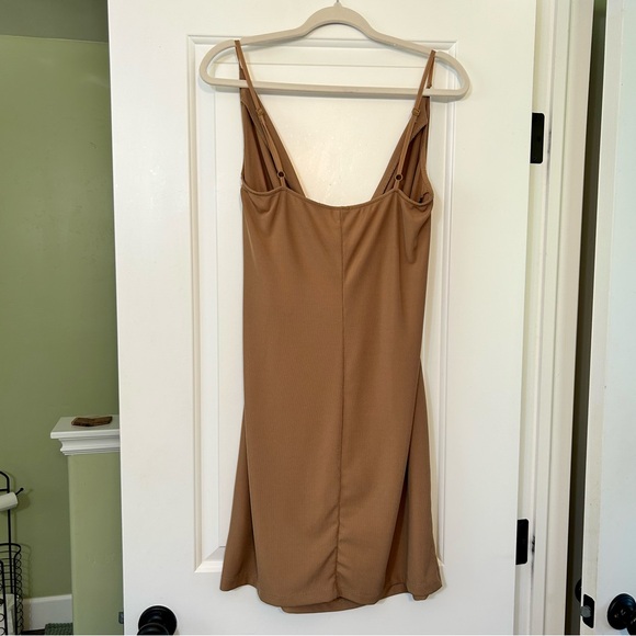 H&M Elegant Mocha Brown Draped Dress Medium Spaghetti Straps Party resort wear - Picture 3 of 7